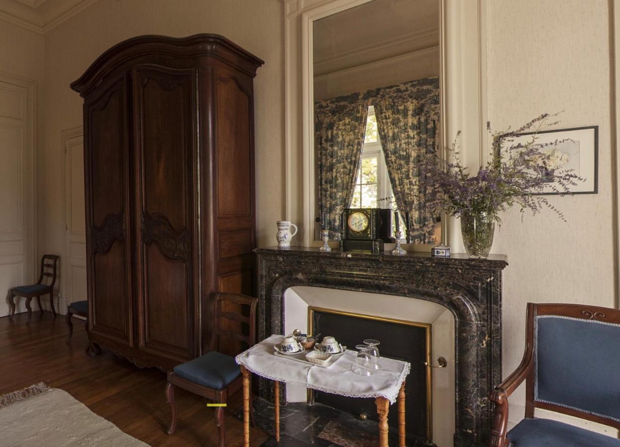 Chateau De Pitray, Pres De Saint Emilion Gardegan-et-Tourtirac Exteriör bild